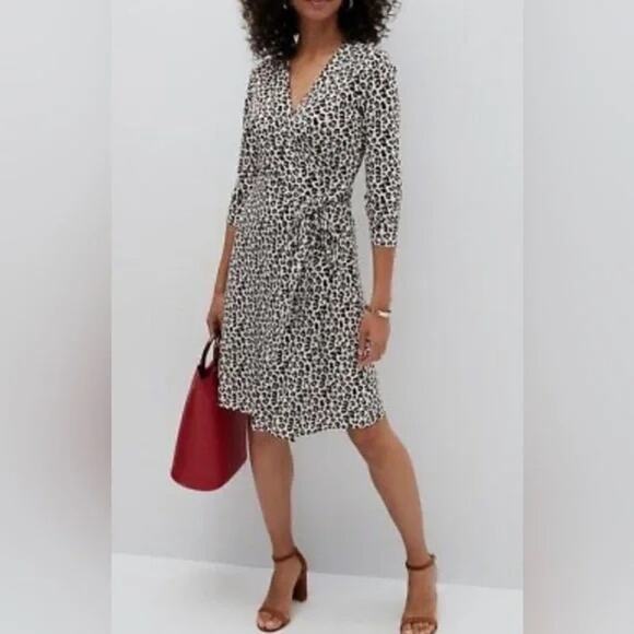 BANANA REPUBLIC | Women's 3/4 Sleeve V-Neck Matte White Dot Wrap Dress XS Career - Picture 1 of 11